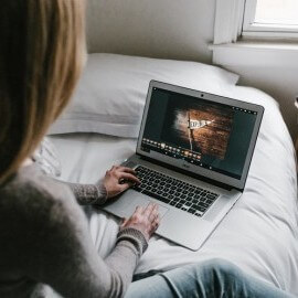 Prezinta-te perfect atunci cand faci videochat legal! Iata cum!